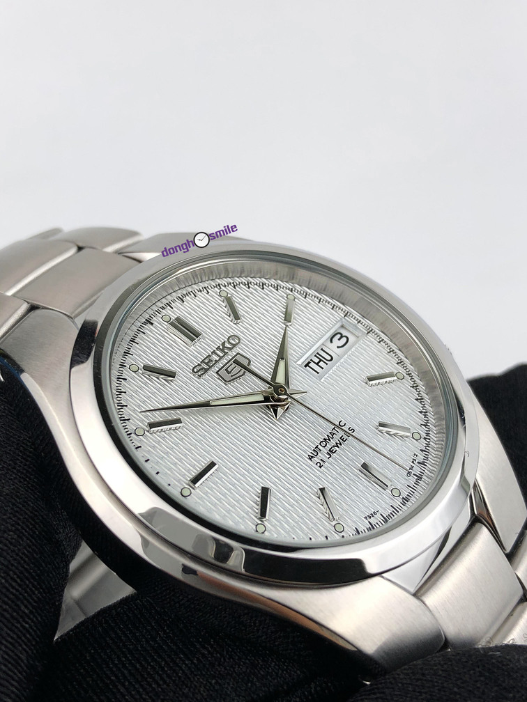 Đồng hồ Seiko 5 automatic 21 jewels 7s26 SNK601K1