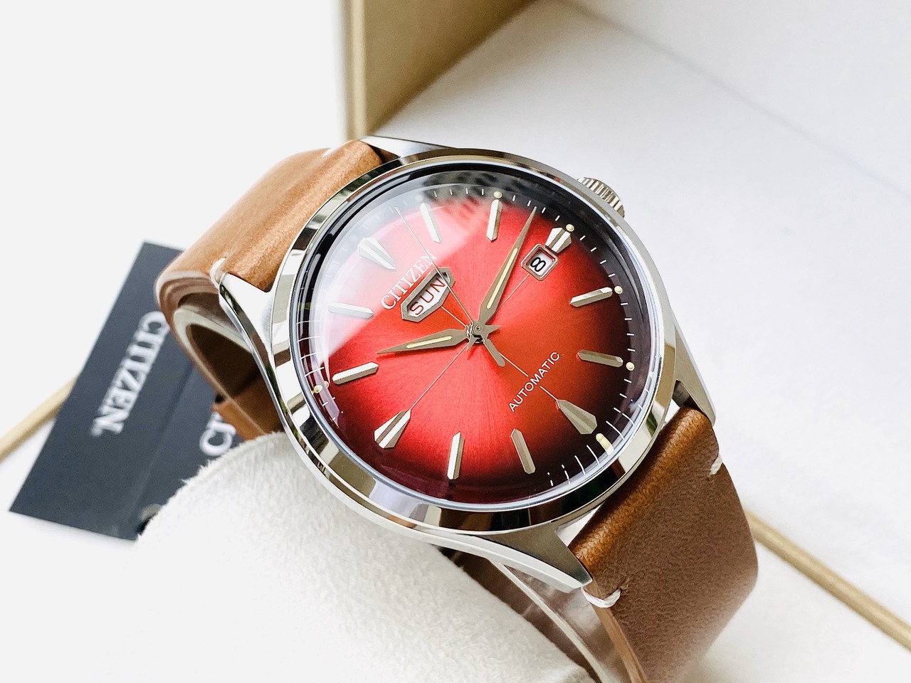 citizen red dial